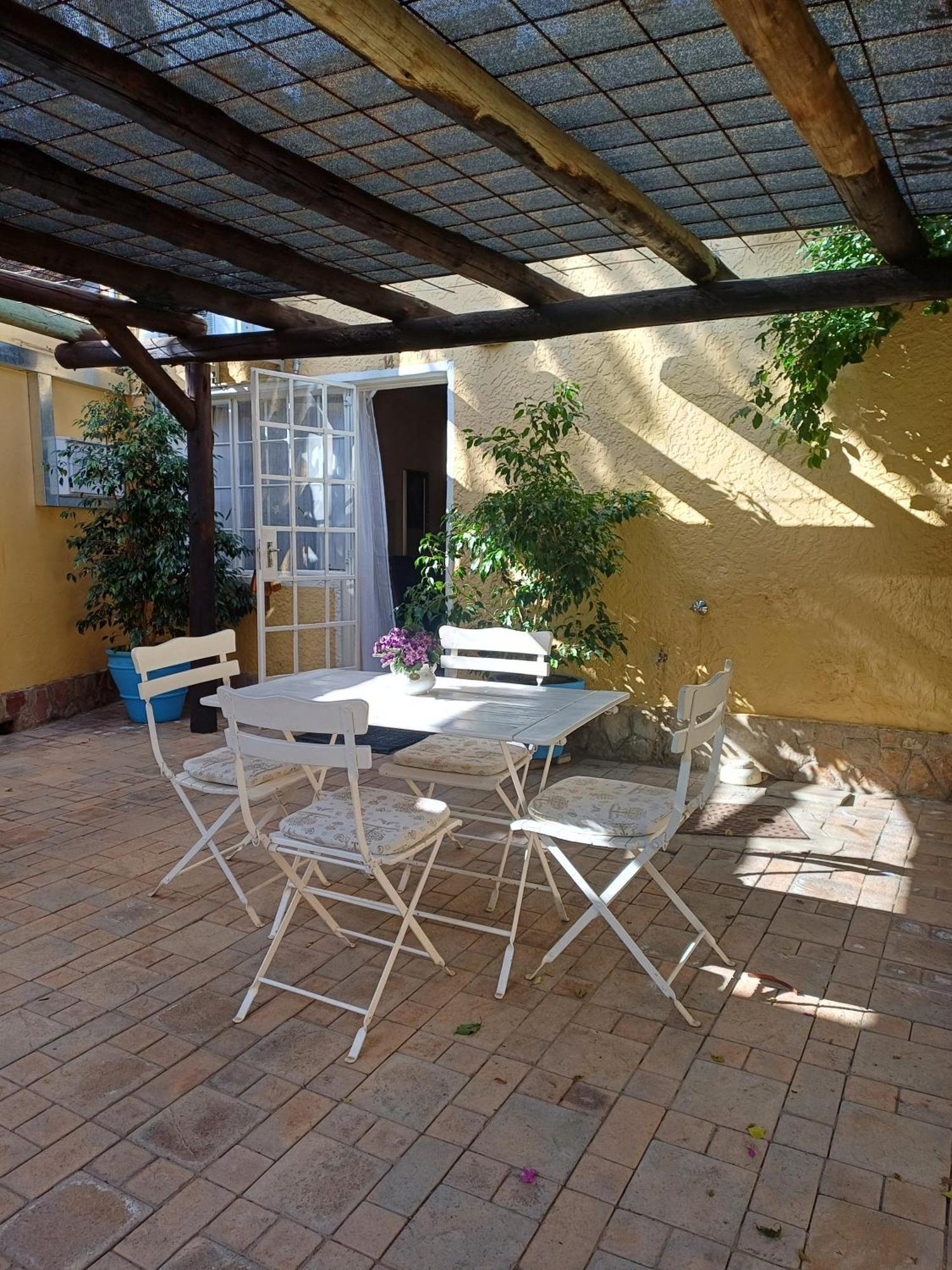 Capbon Guesthouse Βίντχουκ Εξωτερικό φωτογραφία