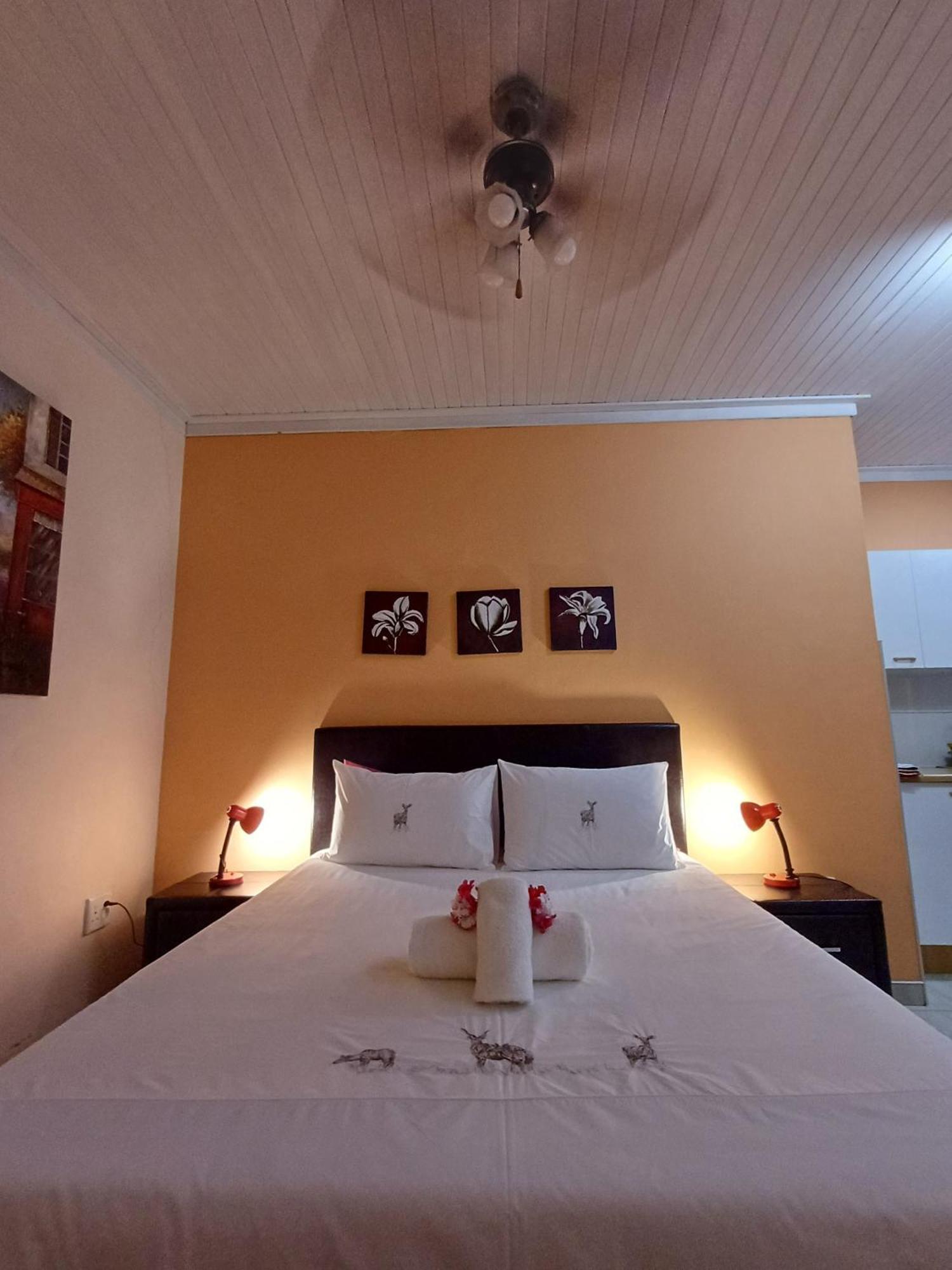 Capbon Guesthouse Βίντχουκ Εξωτερικό φωτογραφία