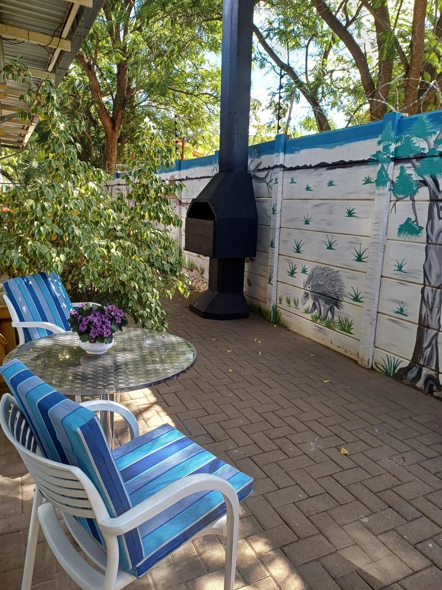 Capbon Guesthouse Βίντχουκ Εξωτερικό φωτογραφία