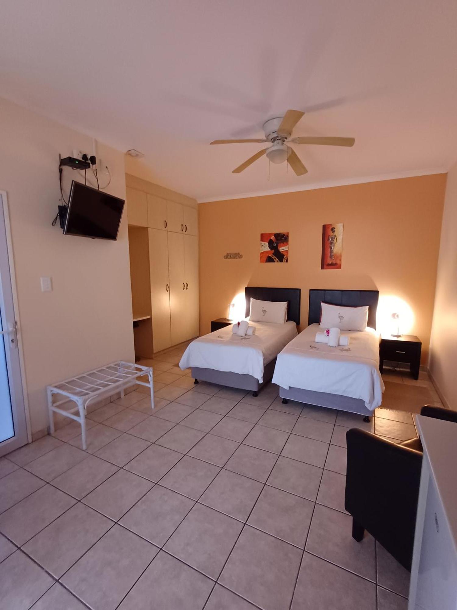 Capbon Guesthouse Βίντχουκ Εξωτερικό φωτογραφία